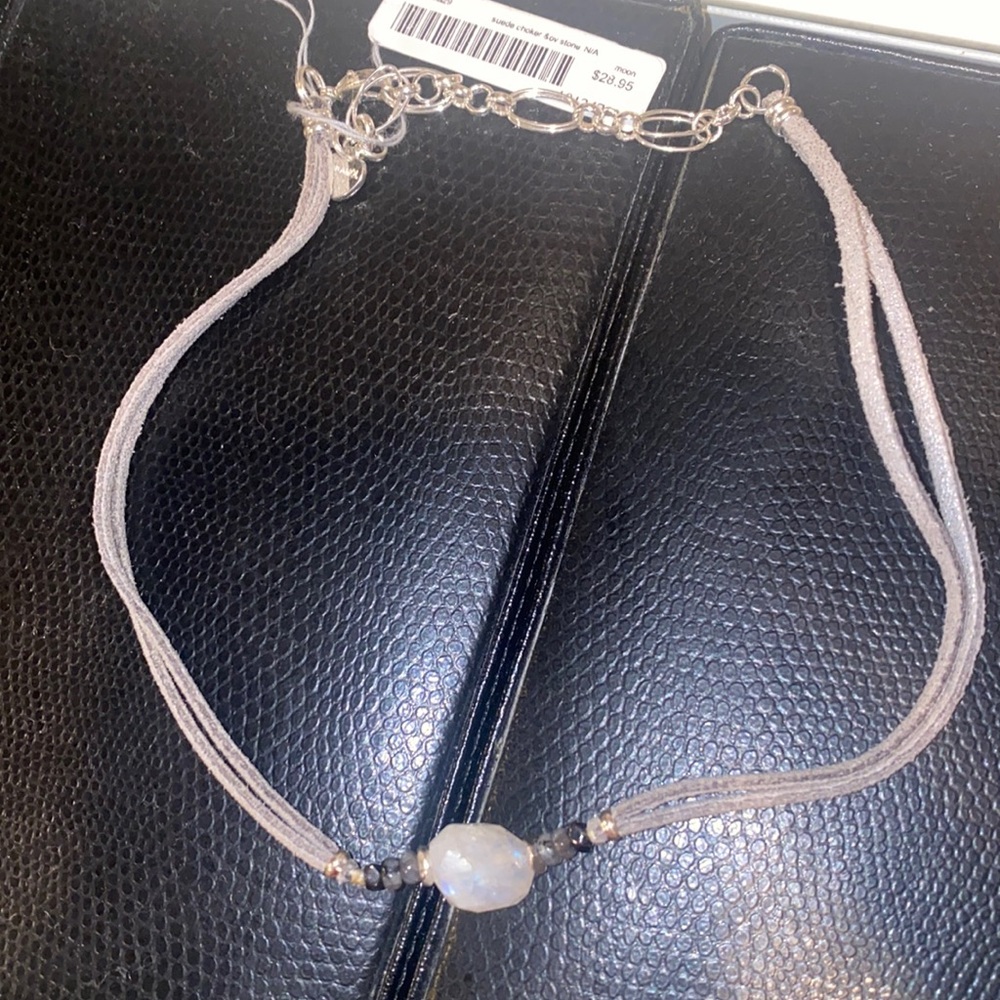 Cute stone choker